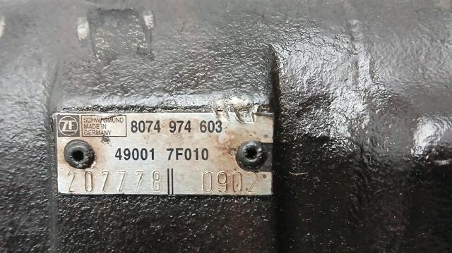 490017F010 Caja de dirección  comprar en Zaragoza