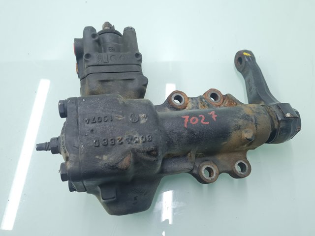 490017F010 NISSAN Caja de dirección  comprar en Oviedo