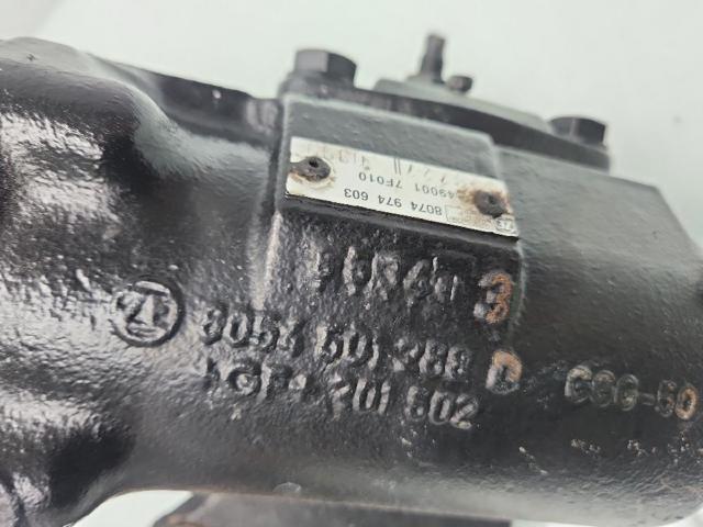 490017F010 NISSAN Caja de dirección comprar Madrid