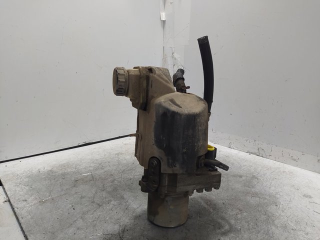 RENAULT 491100023R Bomba de dirección asistida  comprar en Ponferrada