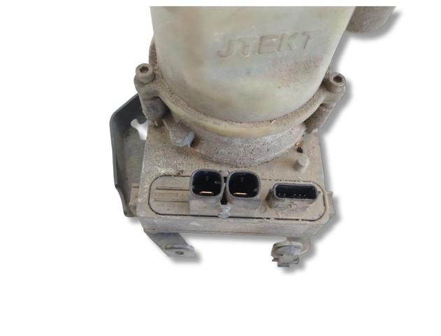 491100842R Bomba de dirección asistida  disponible Utrera