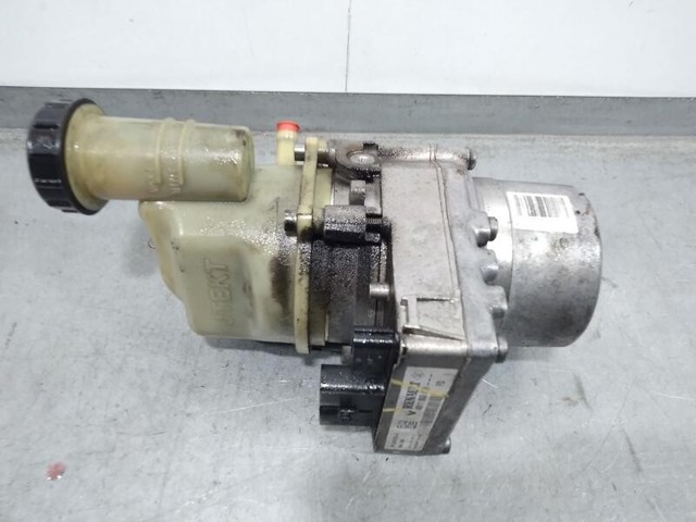 RENAULT 491100842R Bomba de dirección  en stock Valencia