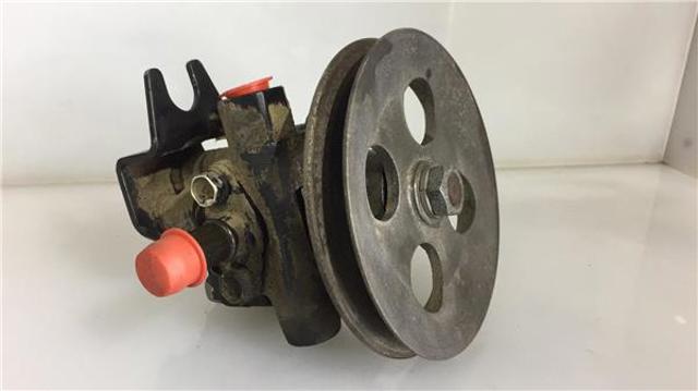 Bomba de dirección asistida  491100F900 NISSAN