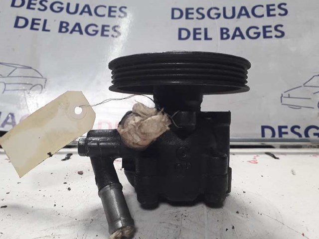 Bomba hidráulica de dirección 4911052Y00 Nissan