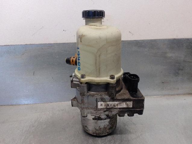 491105358R RENAULT Bomba de dirección asistida  comprar en Lleida