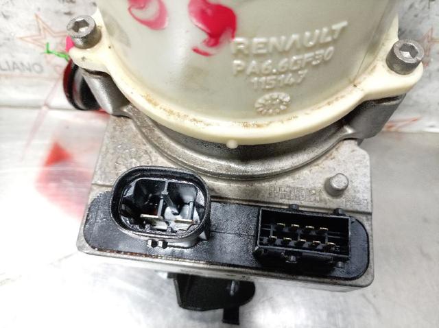 RENAULT 491107773R Bomba de dirección comprar Pamplona