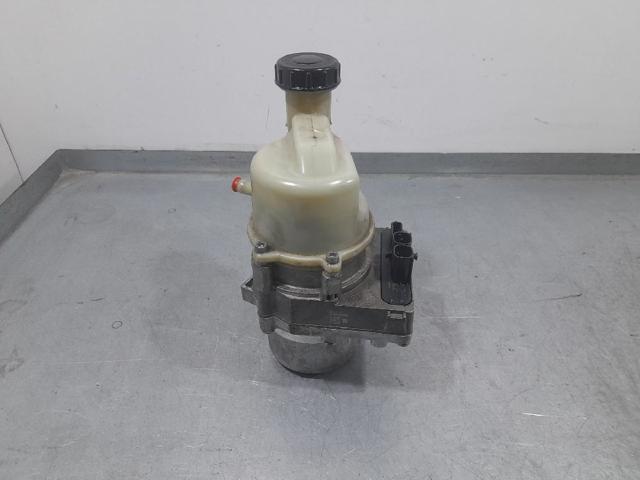 491109155R RENAULT Bomba de dirección  en stock Huelva