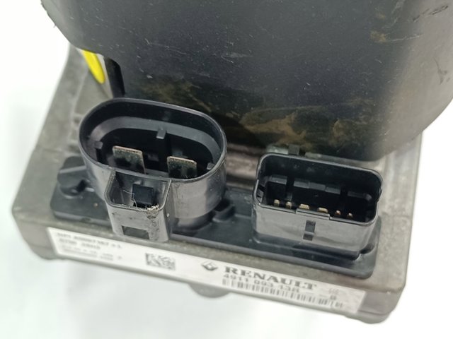 Bomba servodireccion 491109313R RENAULT