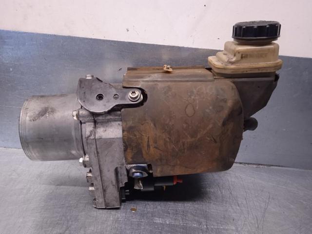 Bomba hidráulica de dirección 491109313R RENAULT