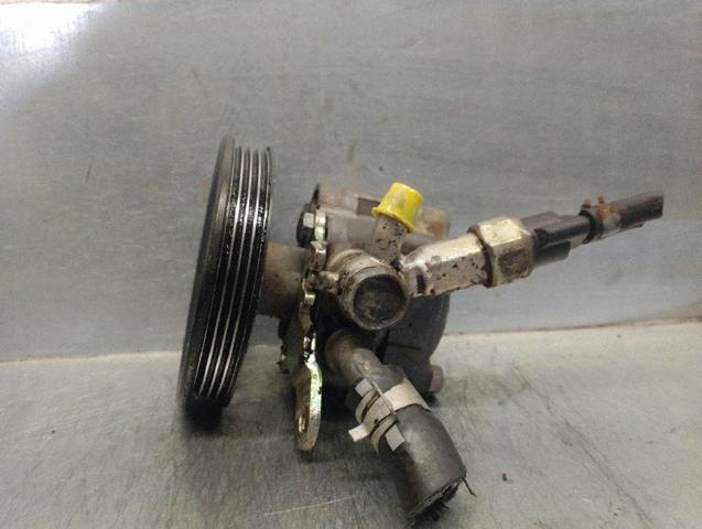 NISSAN 49110BM701 Bomba de dirección  en stock Terrassa