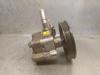 Bomba de dirección hidráulica 49110BU001 NISSAN