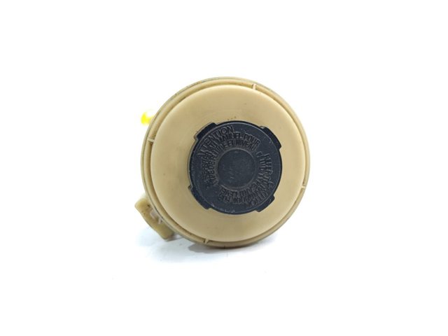 Depósito de bomba de dirección hidráulica Nissan Primera P11