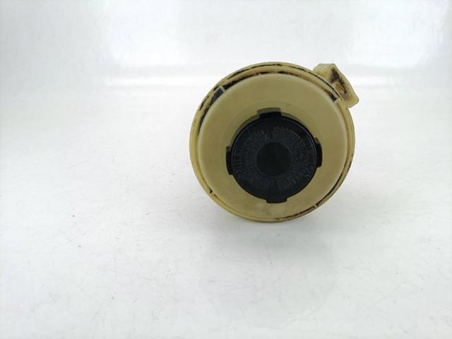 Depósito de bomba de dirección hidráulica Nissan Primera P11