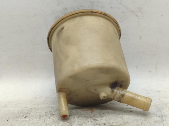 Depósito de bomba de dirección hidráulica Nissan Primera P11