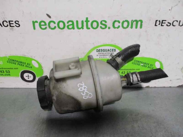 Depósito de bomba de dirección hidráulica Nissan Navara D40M