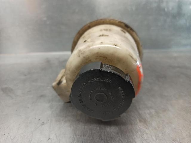 Depósito de bomba de dirección hidráulica Nissan Navara D40M