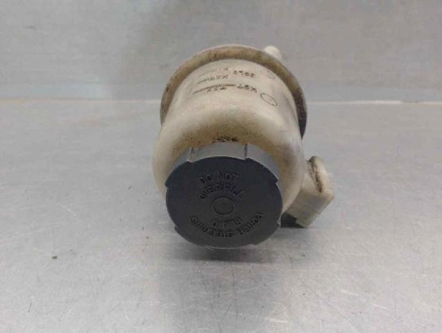 Depósito de bomba de dirección hidráulica Nissan Navara D40M