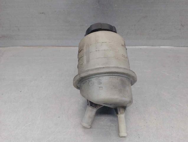 Depósito de bomba de dirección hidráulica Nissan Navara D40M