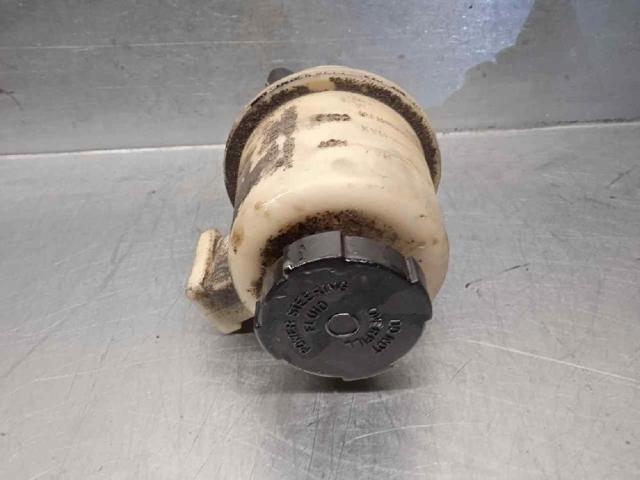 Depósito de bomba de dirección hidráulica Nissan Navara D40M