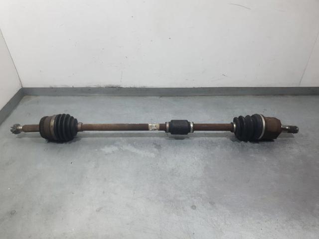Semieje delantero derecho 495001E051 HYUNDAI