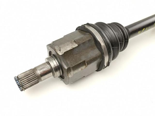 495001H211 Semieje delantero derecho  comprar en Reus
