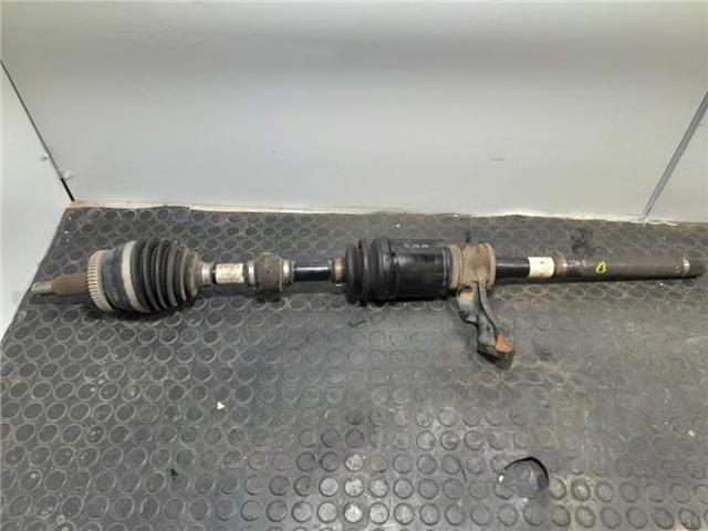 495002B610 HYUNDAI Semieje delantero derecho  en stock Huelva