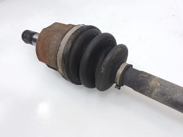 495002L210 HYUNDAI Semieje delantero derecho  en stock Huelva