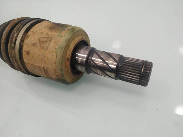 495003E000 Semieje delantero izquierdo  disponible Utrera