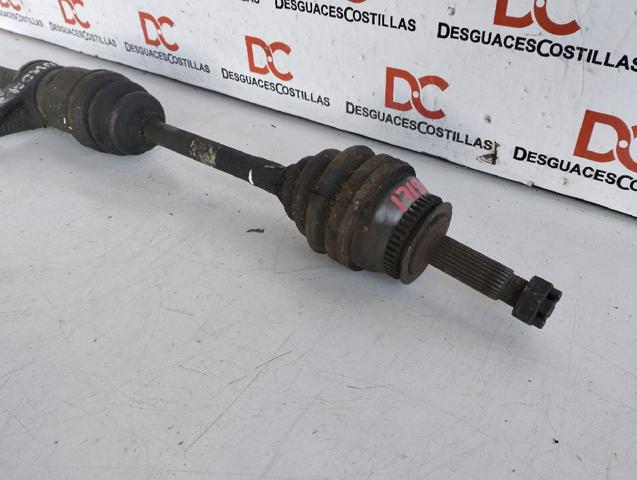 Semieje delantero derecho 4950117150 HYUNDAI