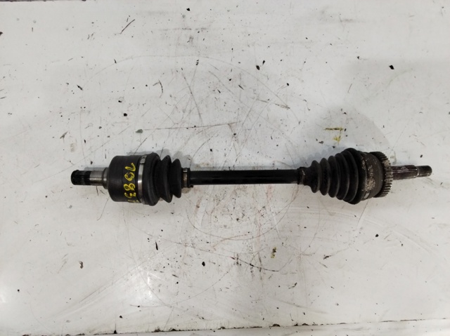 Semieje delantero izquierdo 495011F200 HYUNDAI
