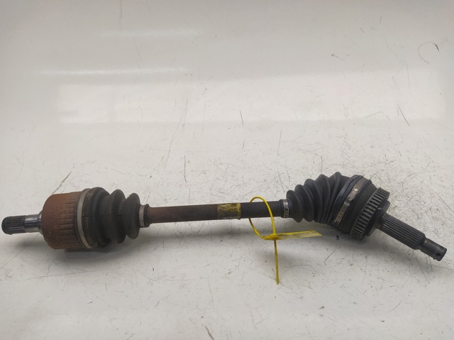 Semieje delantero izquierdo 495012E700 HYUNDAI