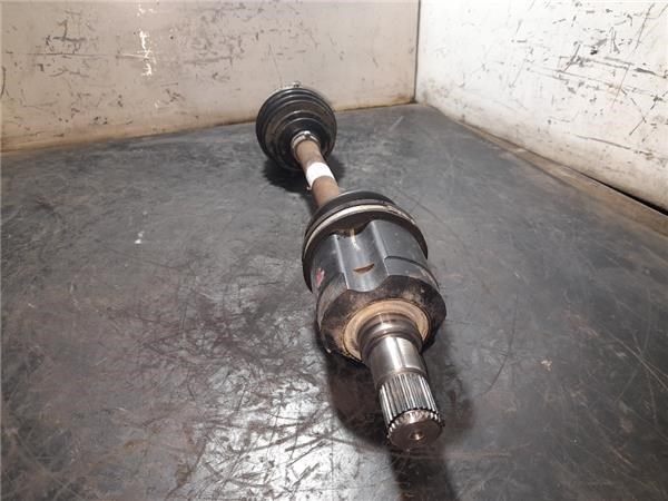 HYUNDAI 495012E800 Semieje delantero izquierdo  en stock Terrassa