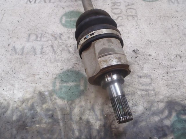 HYUNDAI 495012L010 Semieje delantero izquierdo  en stock Terrassa