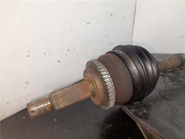 495012L210 HYUNDAI Semieje delantero derecho  comprar en Jaén