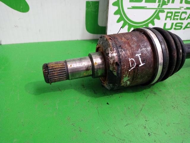 Árbol de transmisión delantero izquierdo 495014D301 Hyundai/Kia