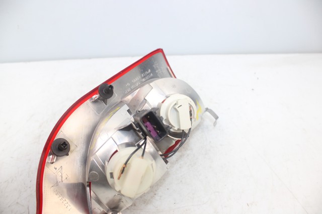 OPEL 495056087 Piloto trasero izquierdo  en stock Terrassa