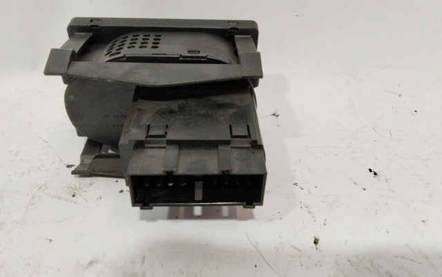 498610 Ford