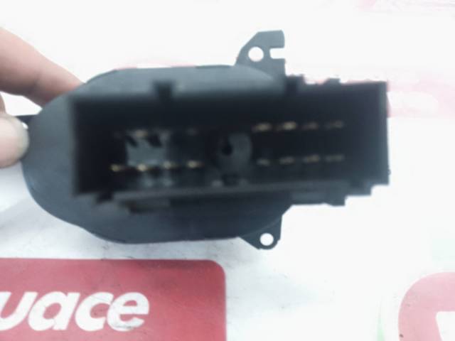 498610 Ford