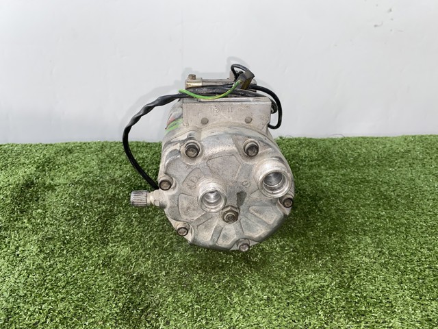 VAG 4A0260805AH Compresor de aire acondicionado  en stock Salamanca