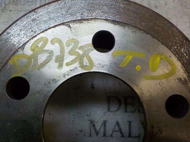VAG 4A0615601A Disco de freno trasero  en stock Salamanca
