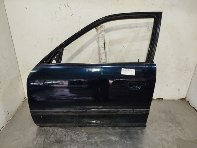 Puerta del conductor Audi 100  (4A2)