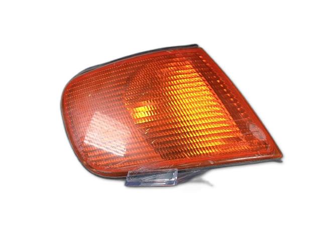 VAG 4A0953050 Piloto intermitente derecho  en stock Terrassa