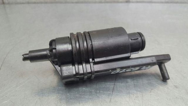 4A0955651 VAG Bomba de agua limpiaparabrisas, delantera  en stock Gandía