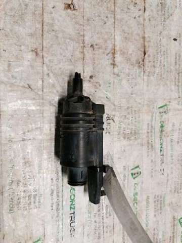 Bomba de agua de lavado, lavado de parabrisas, delantera 4A0955651B VAG