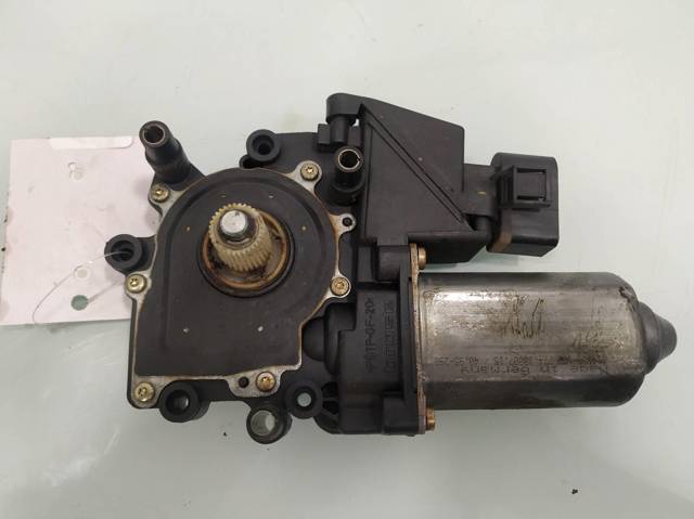 Motor eléctrico, elevalunas, puerta delantera izquierda 4A0959801 VAG/Audi