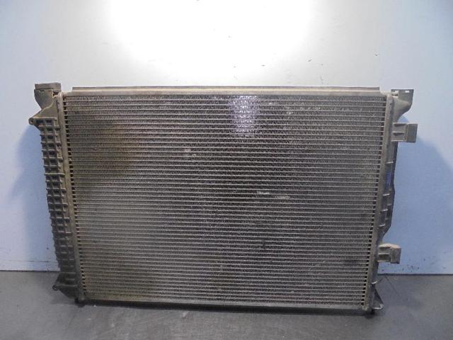 4B0121251A Radiador de refrigeración del motor  comprar en Pontevedra