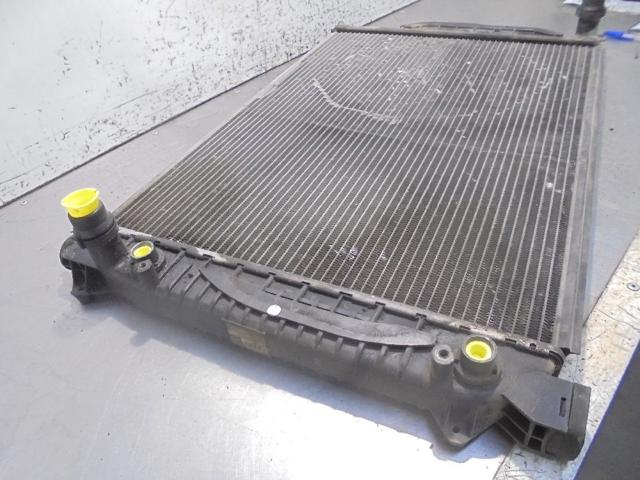 4B0121251A Radiador de refrigeración del motor  comprar en Zaragoza