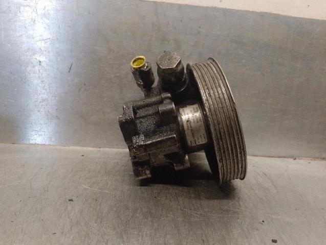 4B0145155R VAG Bomba de dirección asistida  disponible Ourense