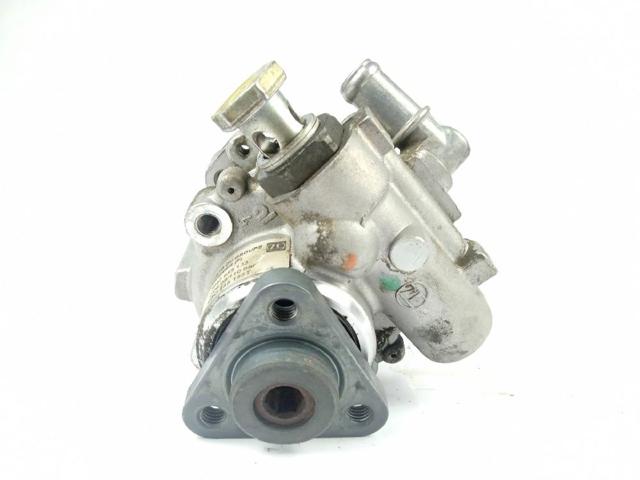 4B0145155T Bomba de dirección asistida  comprar en Zaragoza