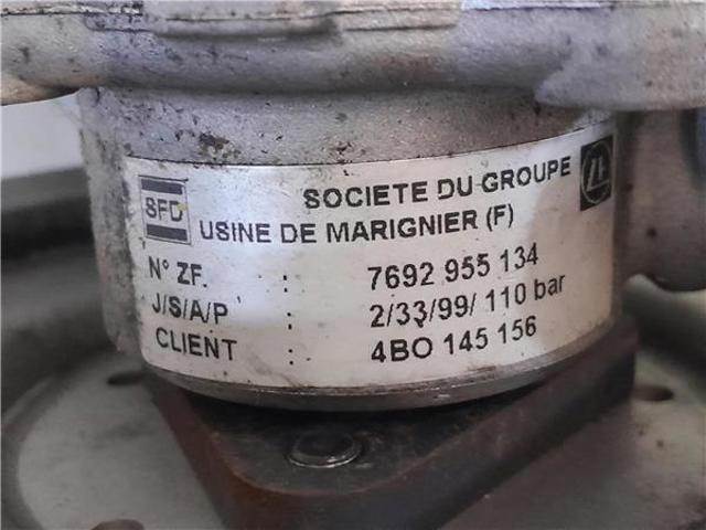 VAG 4B0145156 Bomba de dirección asistida  comprar en Ponferrada